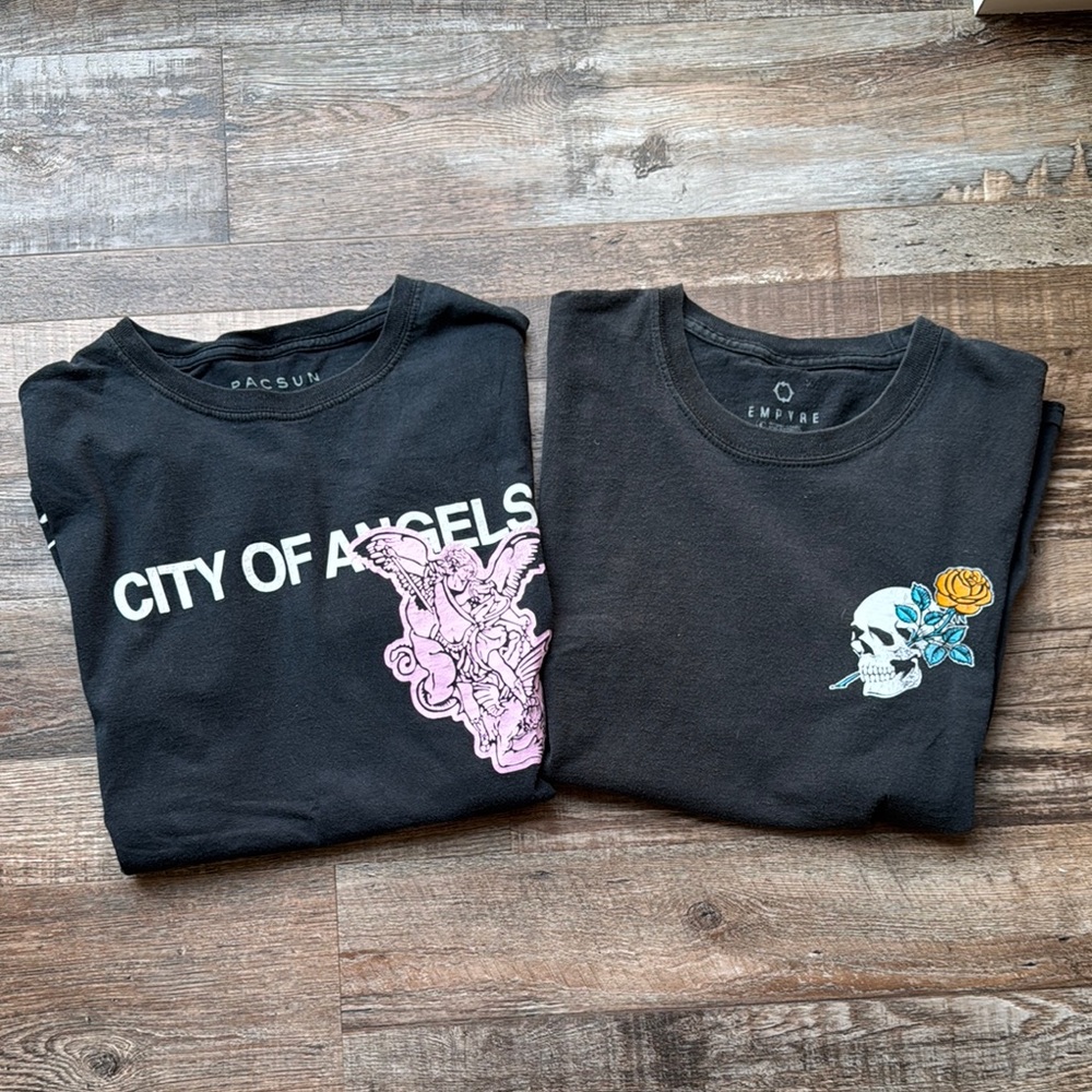 PacSun Black Short Sleeve Graphic Tees